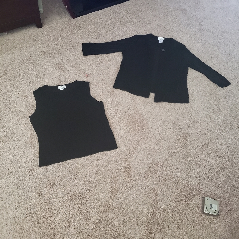 Travel collection tank & cardi set one button